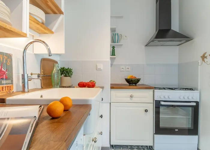 Bel Lumineux A * Biarriz